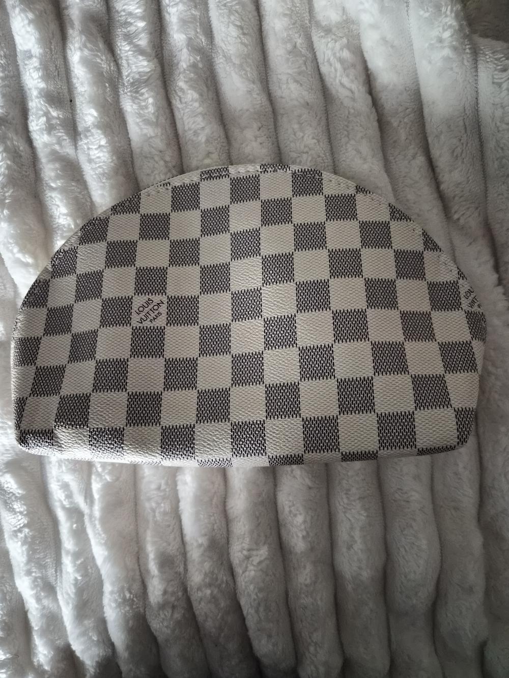 Louis Vuitton Damier Azur Cosmetic Pouch - White/Gray